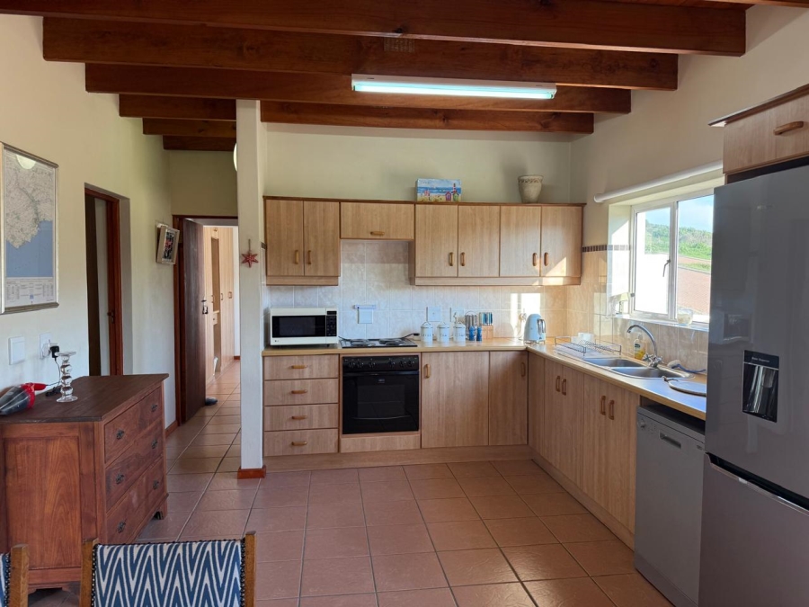 4 Bedroom Property for Sale in Stilbaai Wes Western Cape